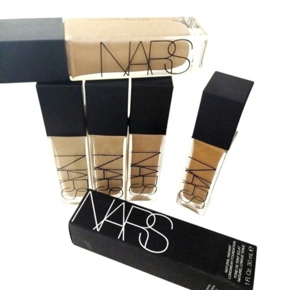 NARS Cosmetics Womens Makeup Natural Radiant Longwear Foundation Light 1 OSLO